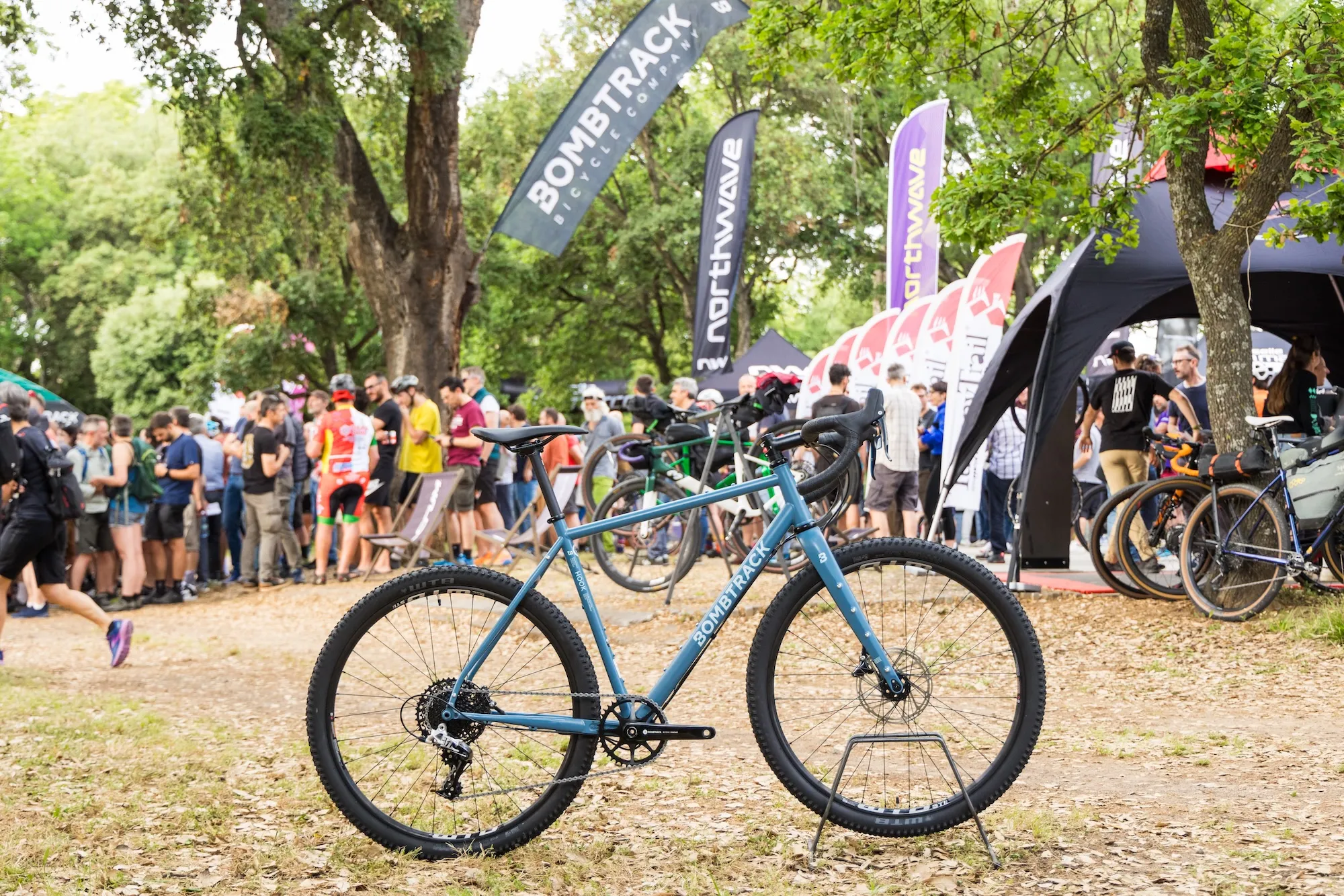 What is the best bike for bikepacking on dirt roads Image